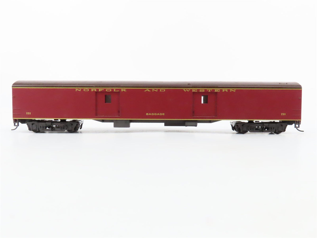 HO Scale IHC 2824 N&amp;W Norfolk &amp; Western Powhatan Arrow Baggage Passenger #151