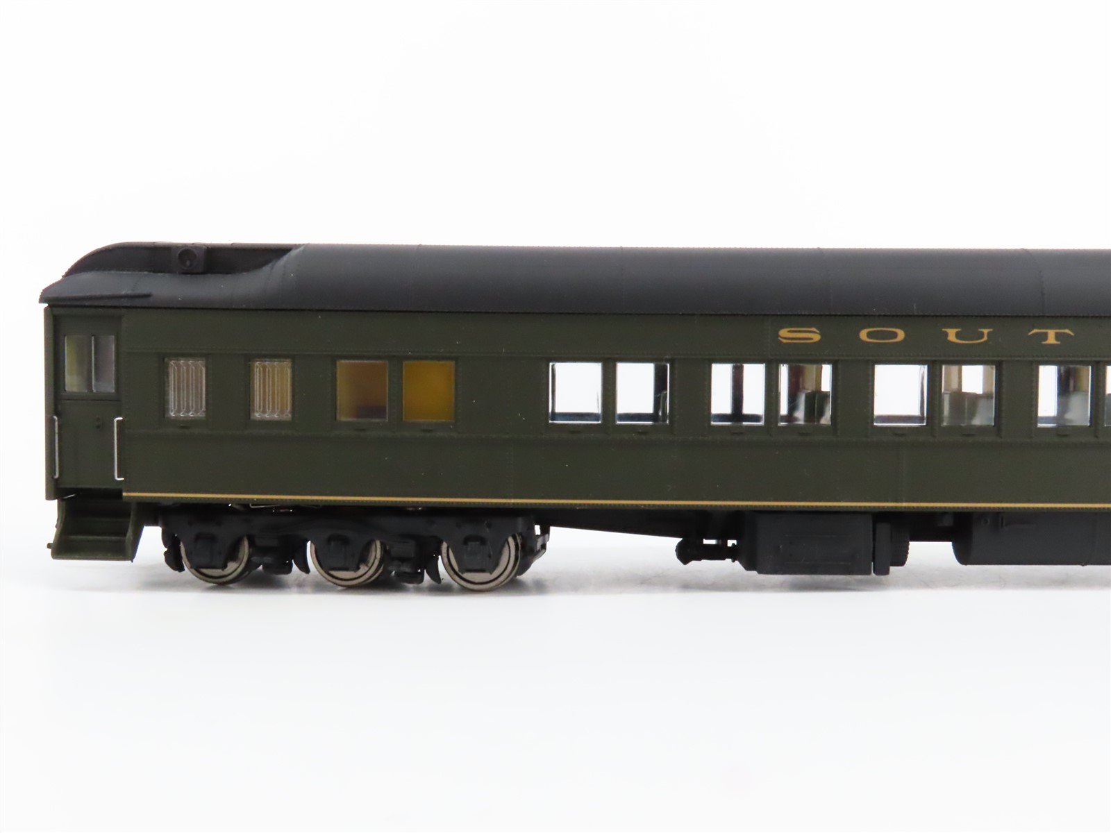 WALTHERS TROOP SLEEPER hotsell Kitchen PULLMAN K 252 & #9489 HO SCALE