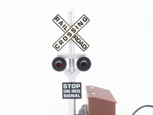 G Scale Life-Like 1962 Lighted Operating Crossing Signal
