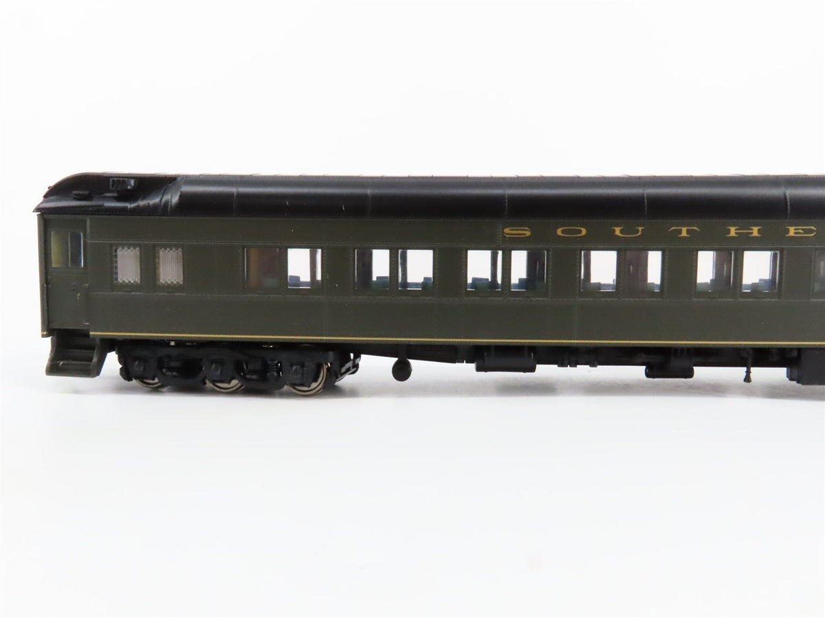 HO Scale Walthers 932-10317 SOU Southern Pullman Heavyweight Parlor Passenger