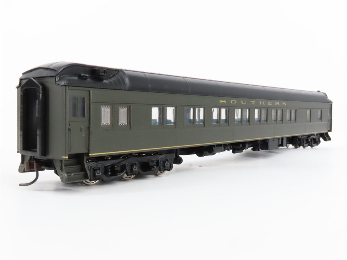 HO Scale Walthers 932-10317 SOU Southern Pullman Heavyweight Parlor Passenger