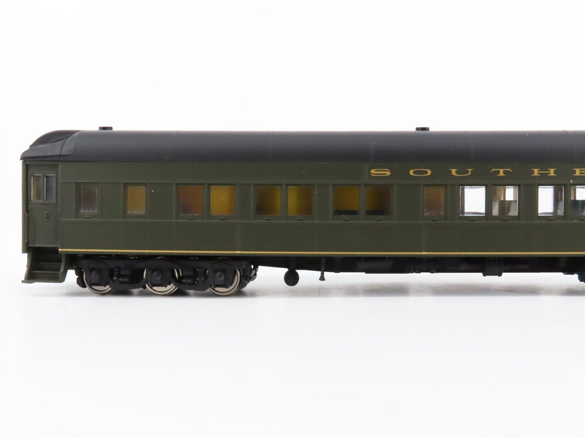 HO Scale Walthers 932-10568 SOU Southern Pullman Heavyweight Passenger Car