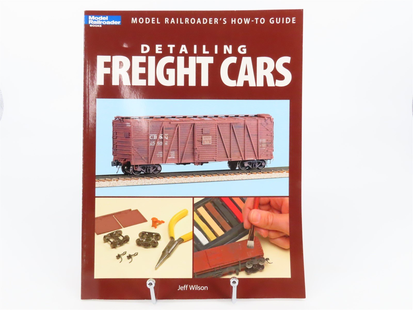 Model Railroader's How-To Guide: Detailing Freight Cars by Jeff Wilson ©2007