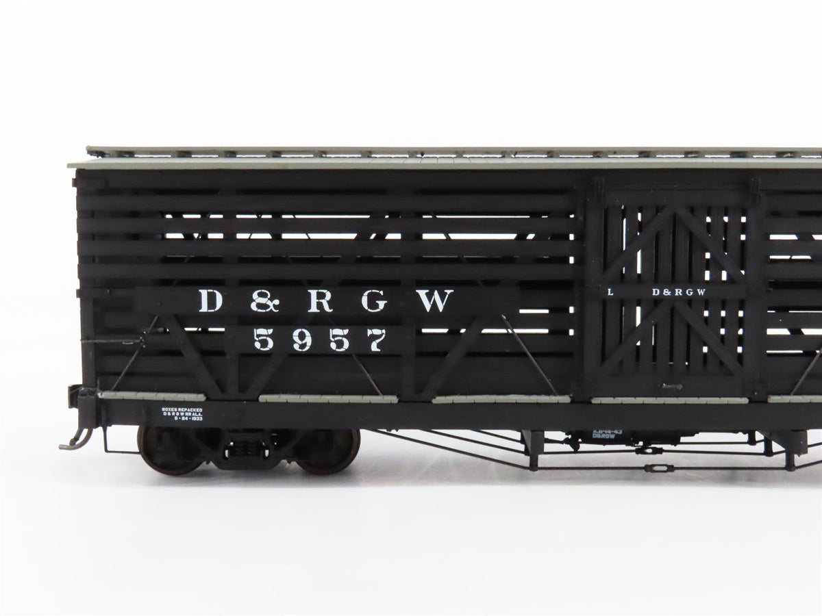 On3 Scale San Juan Car Co. D&amp;RGW Rio Grande Railroad 34&#39; Stock Car #5957