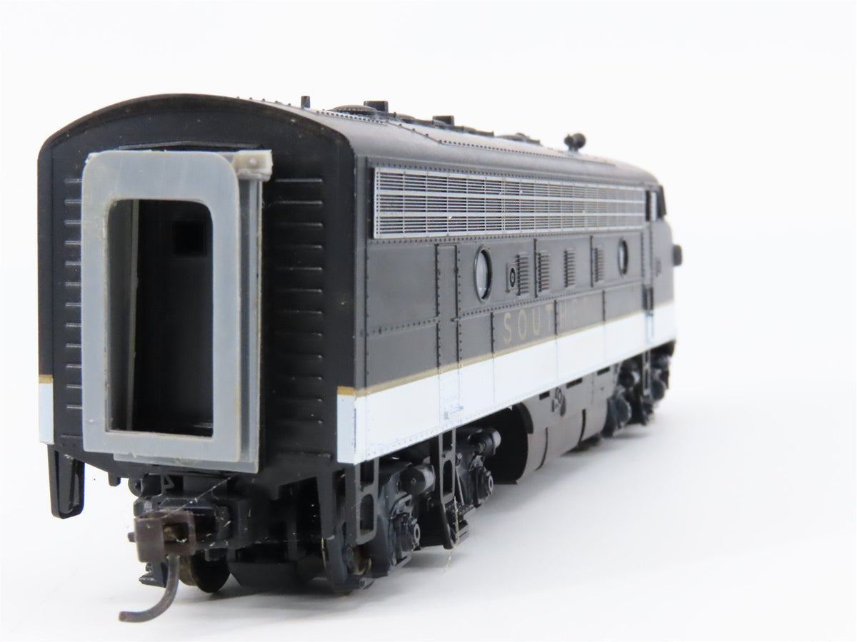 HO Scale Stewart Southern F7A Diesel Locomotive #4252 w/ DCC