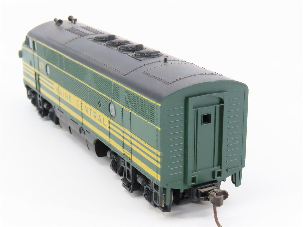 HO Scale Stewart 5512 MEC Maine Central F7A Diesel Locomotive #671 w/ DCC