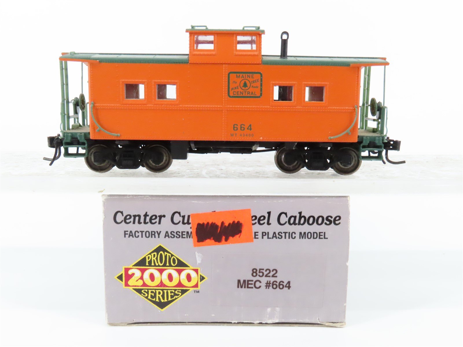 HO Scale PROTO 2000 #8522 MEC Maine Central Center Cupola Steel Caboose #664