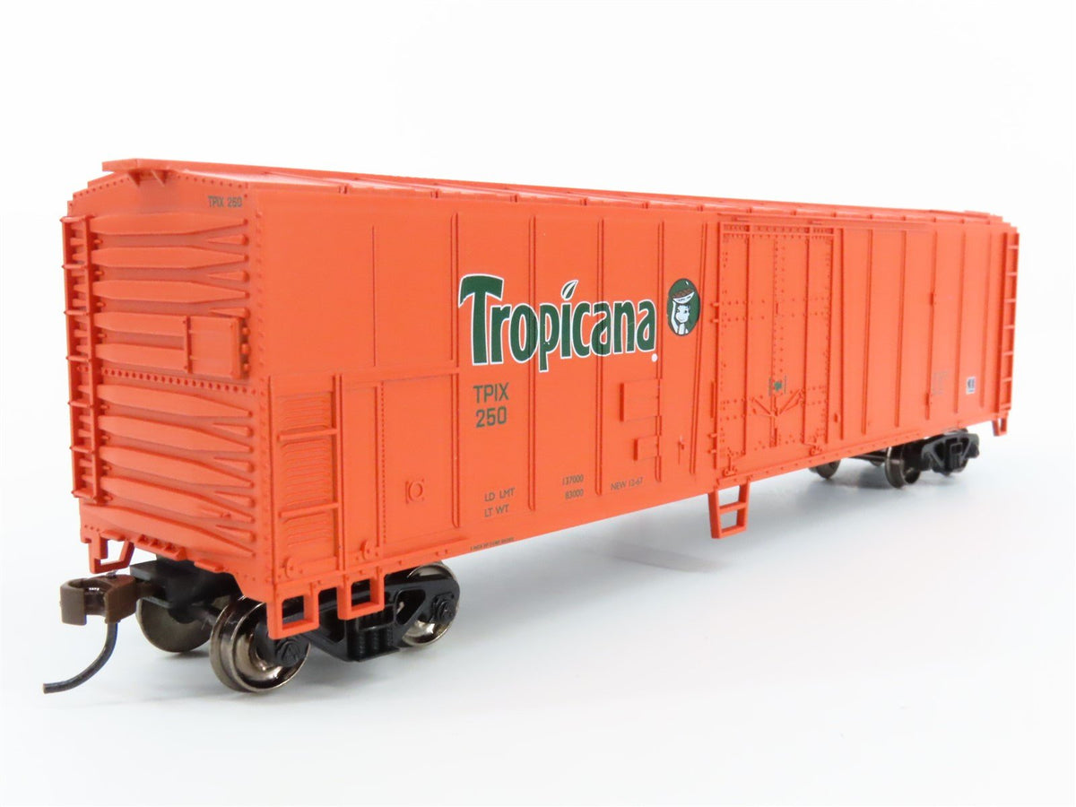 HO Scale Bachmann Silver Series 17946 TPIX Tropicana 50&#39; Steel Reefer #250