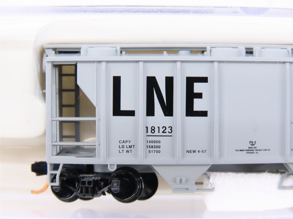 N Scale Atlas 31621 LNE Lehigh New England Railroad 2-Bay Covered Hopper #18123