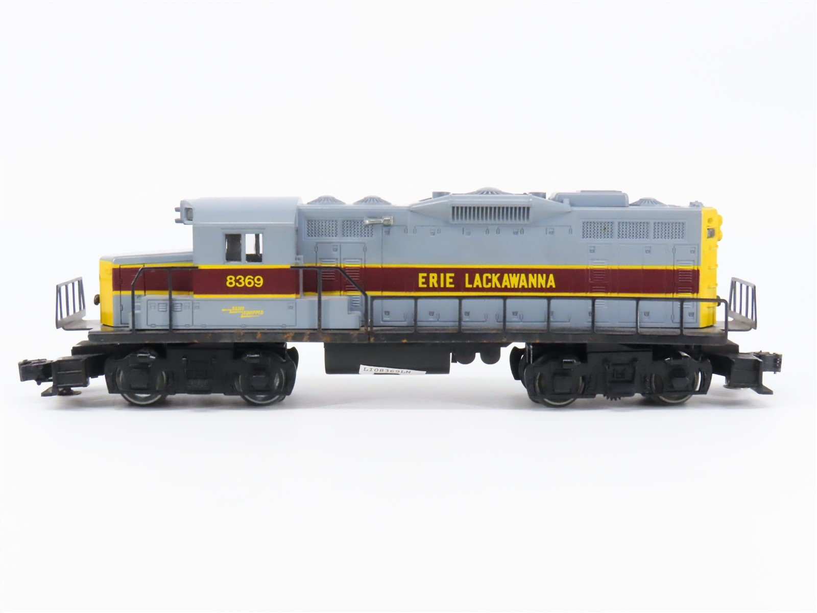 O Gauge 3-Rail Lionel EL Erie Lackawanna GP20 Diesel Locomotive #8369