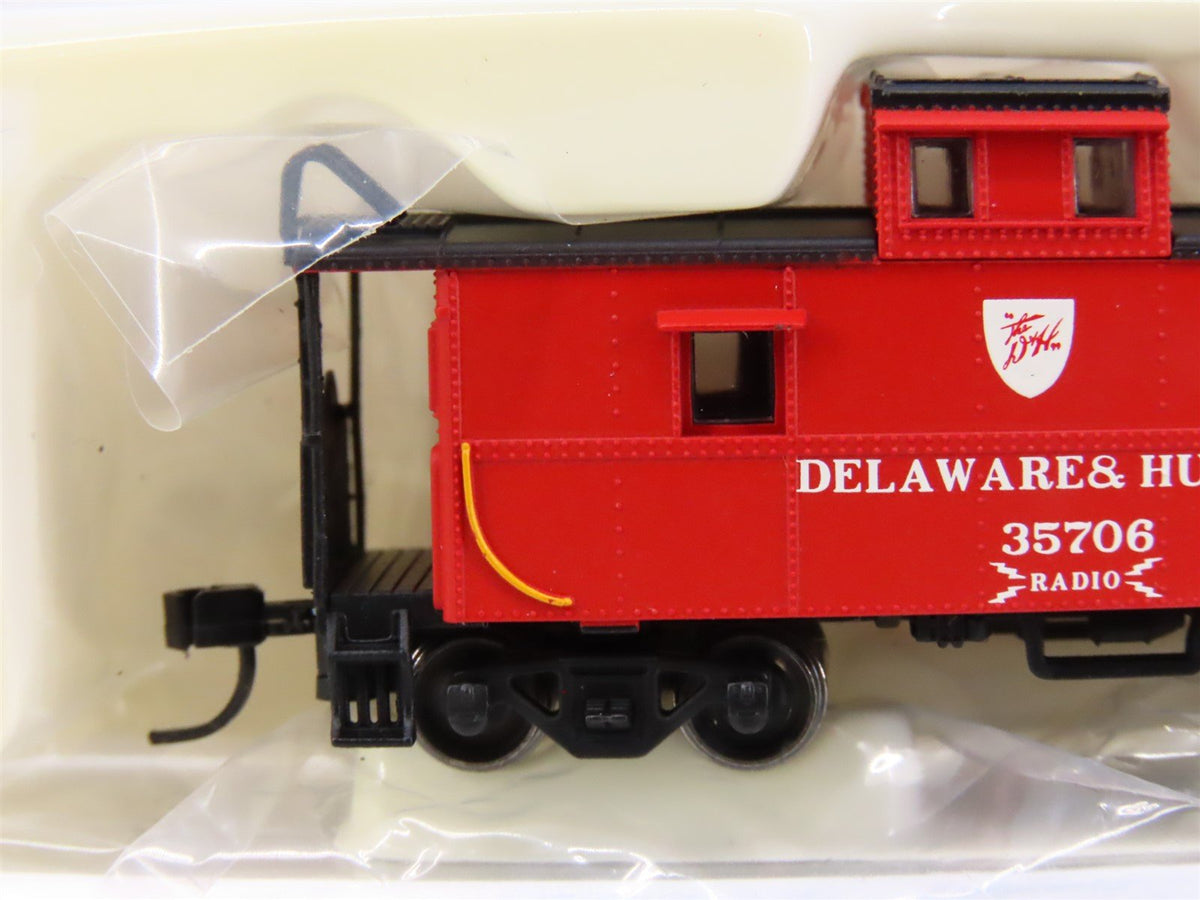 N Scale Atlas 50001207 D&amp;H Delaware &amp; Hudson Railroad Cupola Caboose #35706