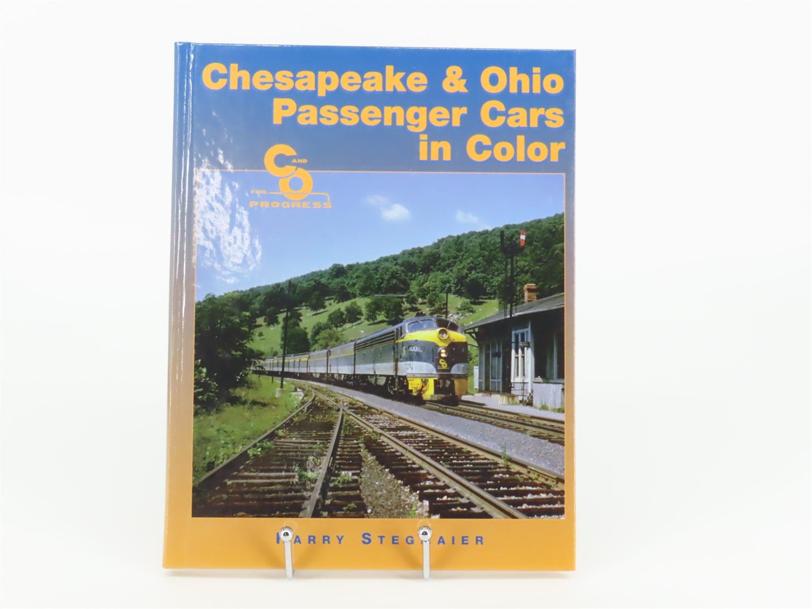 Chesapeake & Ohio Passenger Cars In Color by Harry Stegmaier ©2001 HC Book