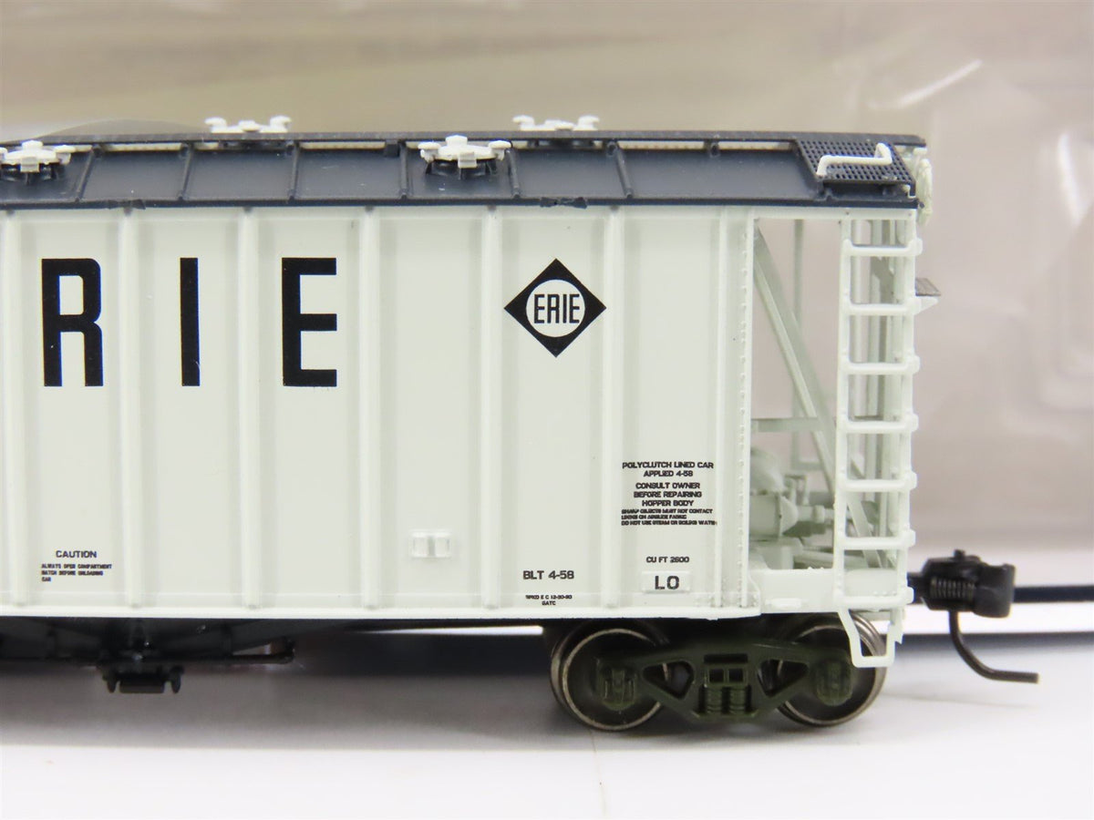 N Scale Athearn ATH23177 ERIE Railroad 40&#39; Covered Hopper #43173