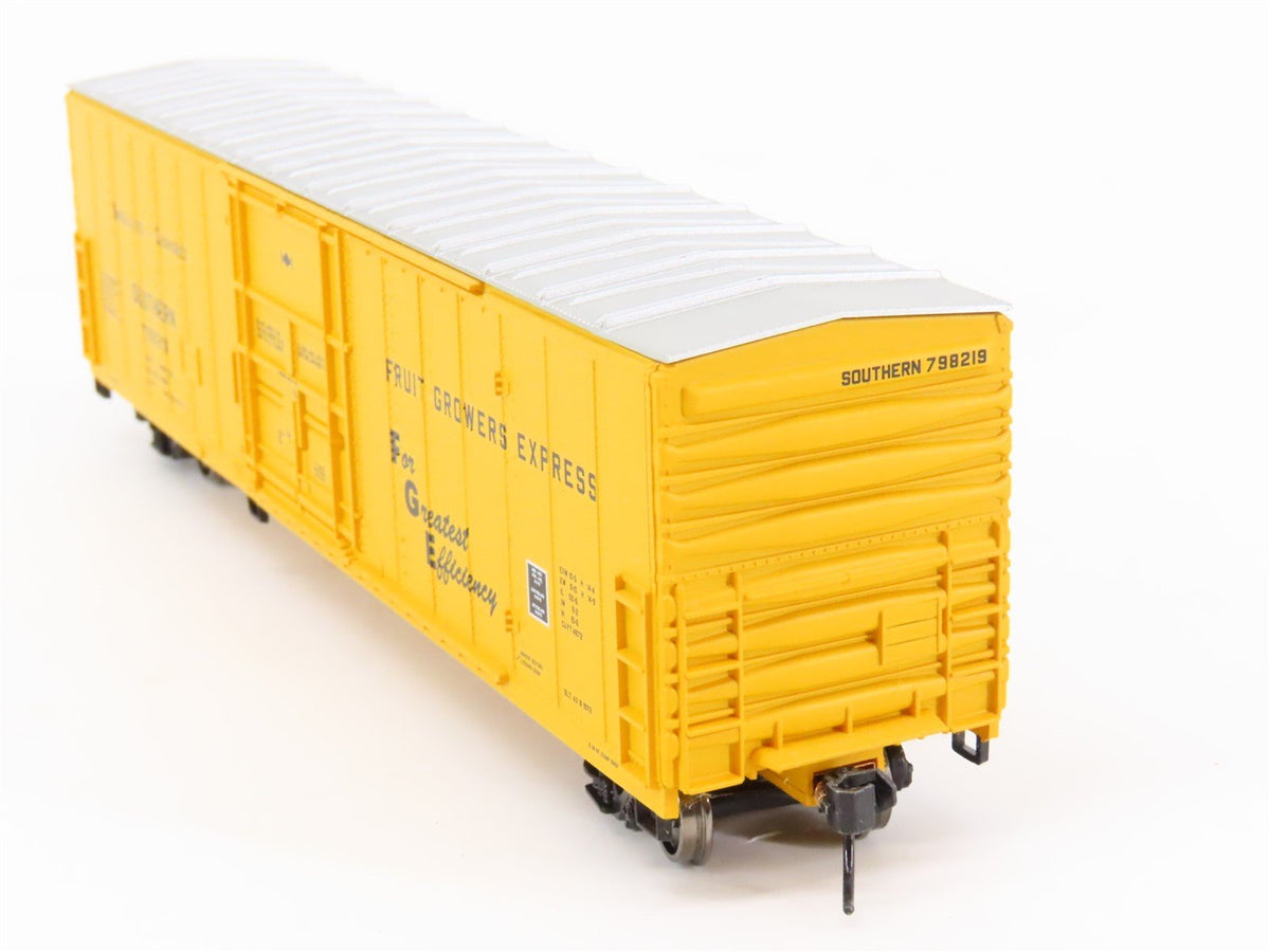 HO Walthers Mainline 910-2004 FGE SOU Southern 50&#39; Insulated Box Car #798219