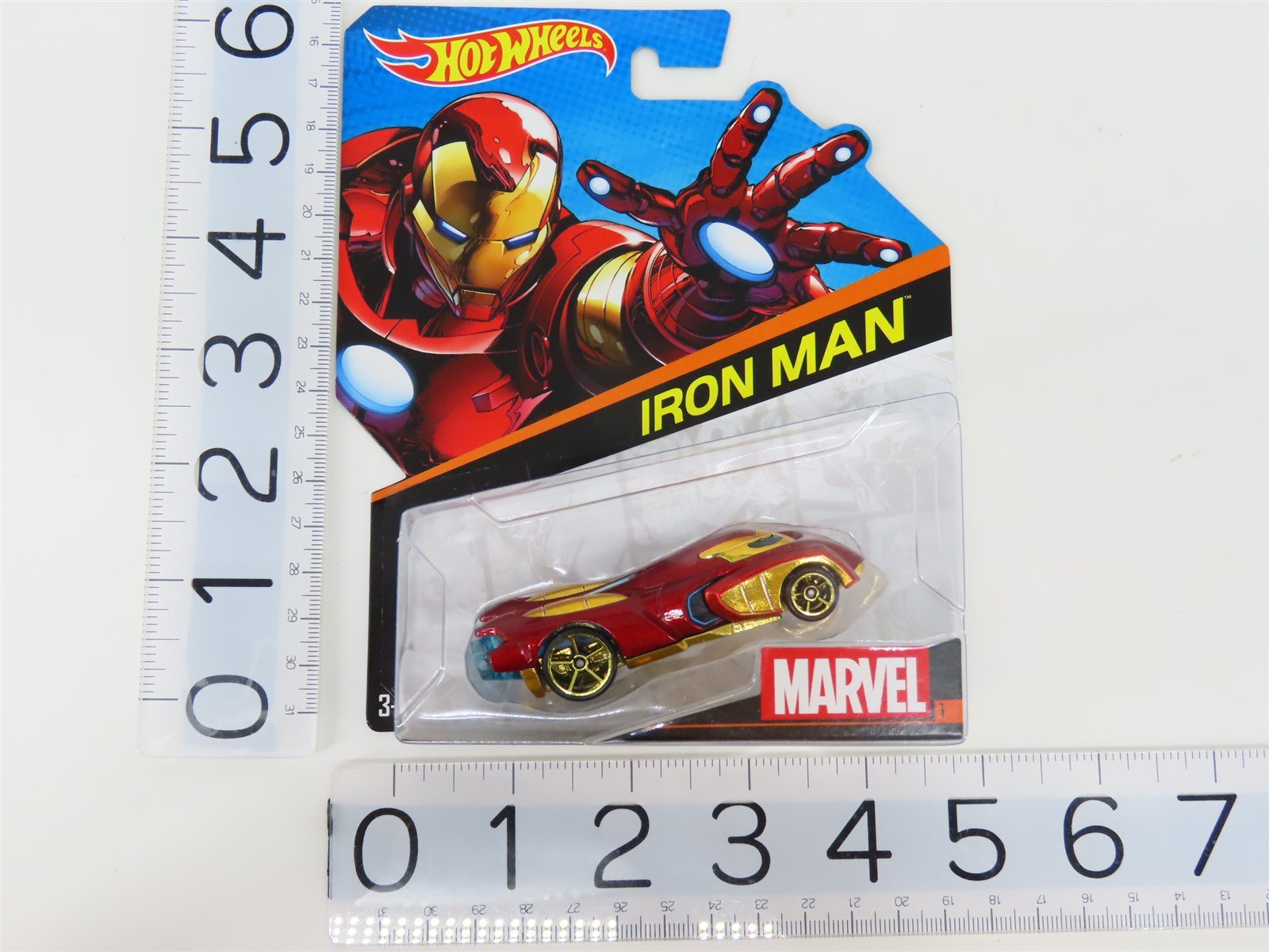 LOT of 17 Hot Wheels DC / Marvel Batman, Superman Cars and Trucks