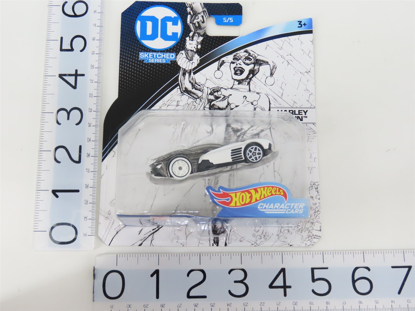 LOT of 17 Hot Wheels DC / Marvel Batman, Superman Cars and Trucks