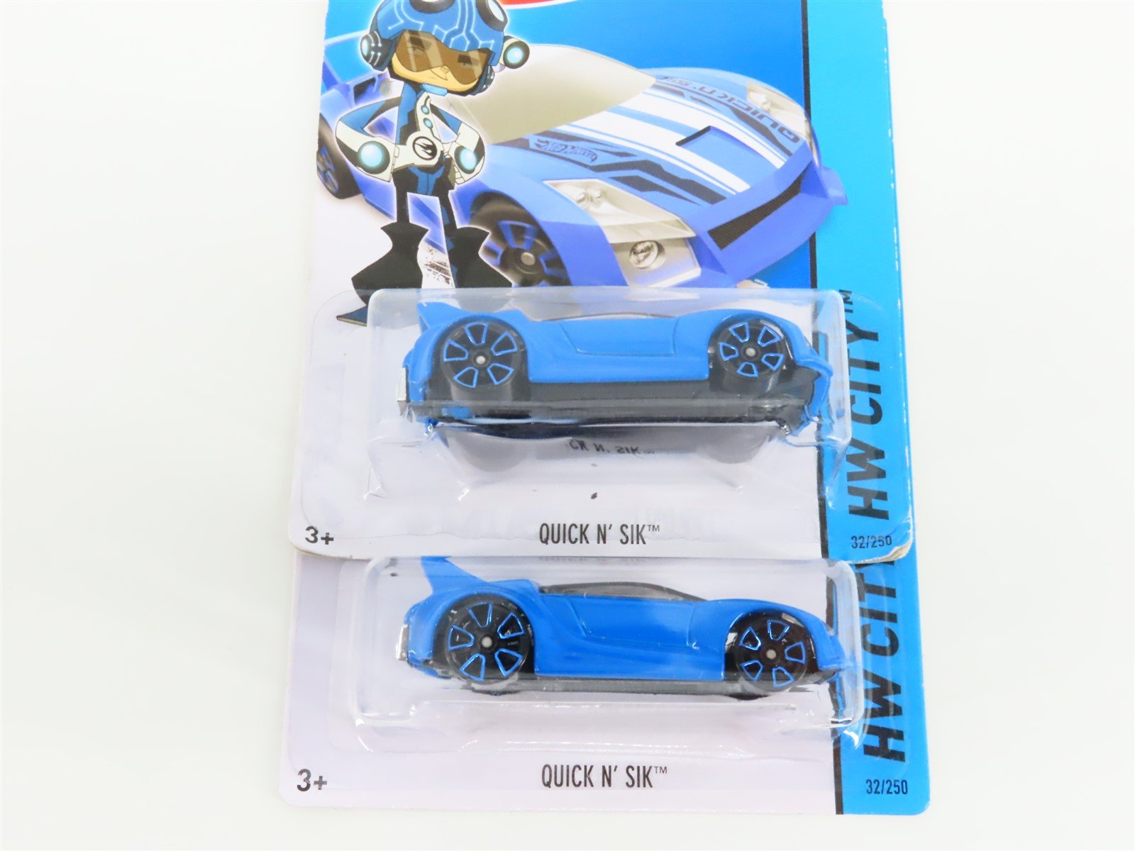 LOT of 23 Hot Wheels Angry Birds, HW City Cars and Bikes