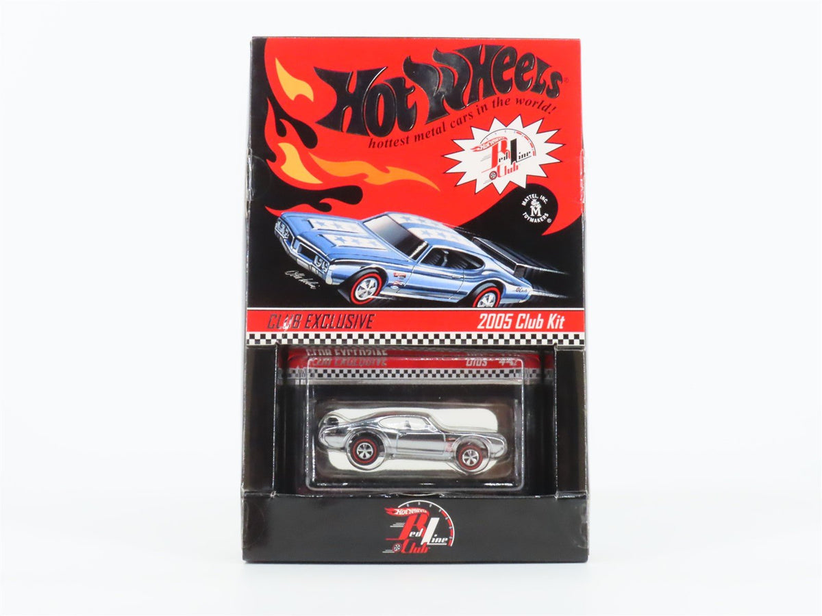 Hot Wheels H2916 Club Exclusive Red Line Club Chrome Olds 442