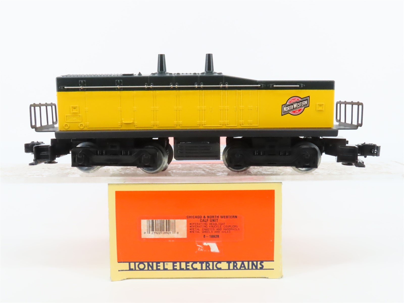 O Gauge 3-Rail Lionel 6-18928 CNW Railway Calf Switcher Diesel Loco UNPOWERED