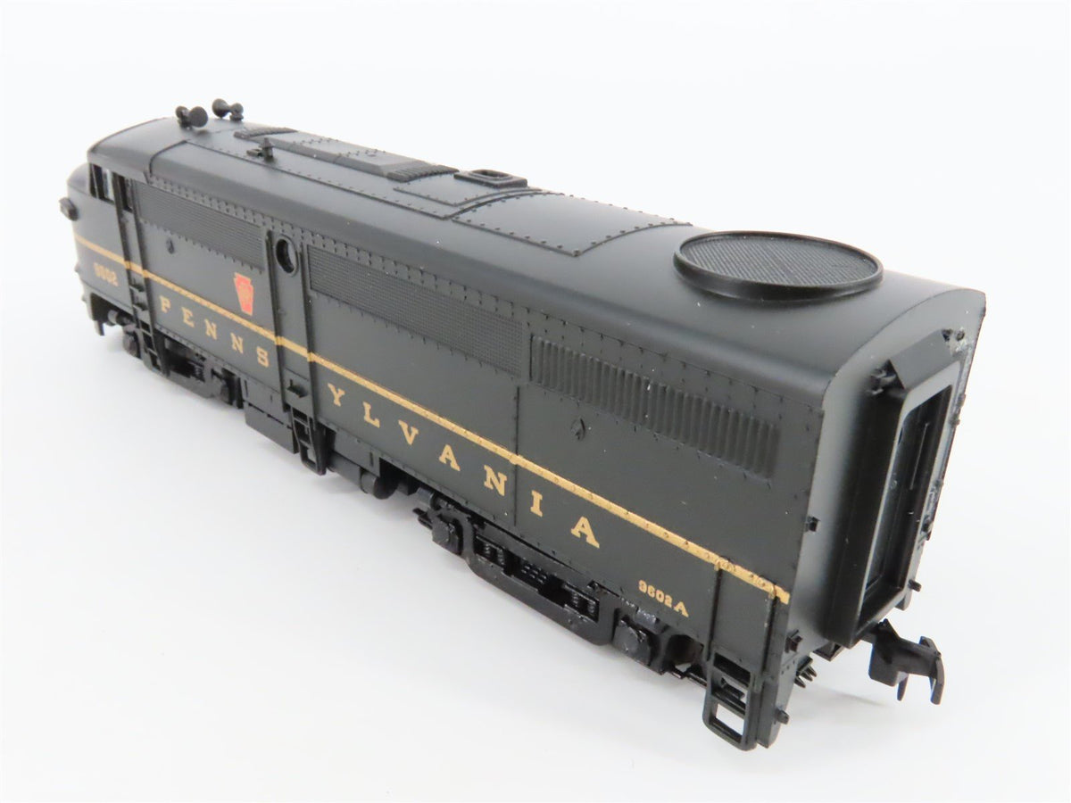 HO Scale Walthers 931-205 PRR Pennsylvania FA1 Diesel Locomotive #9602