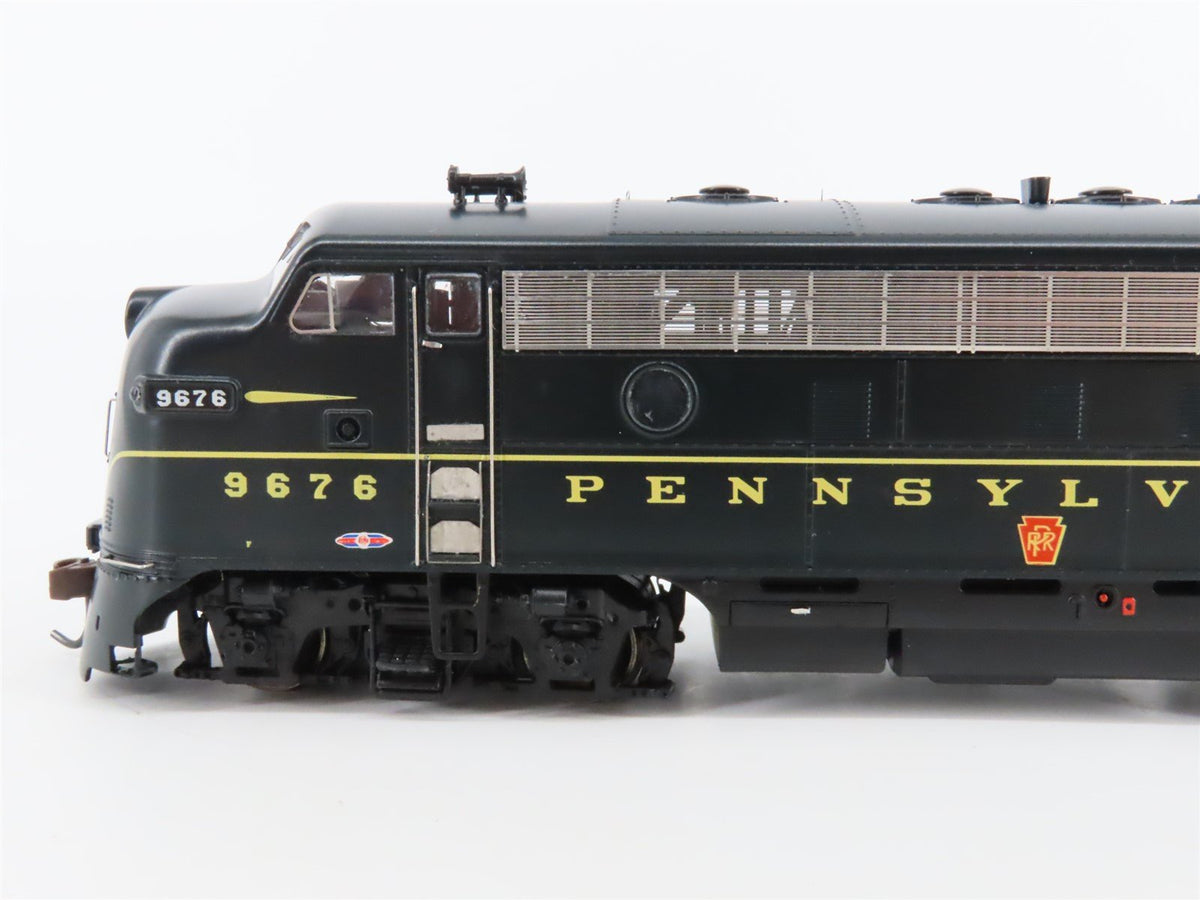 HO Scale Athearn Genesis G15010 PRR Pennsylvania F7A Diesel Locomotive #9676