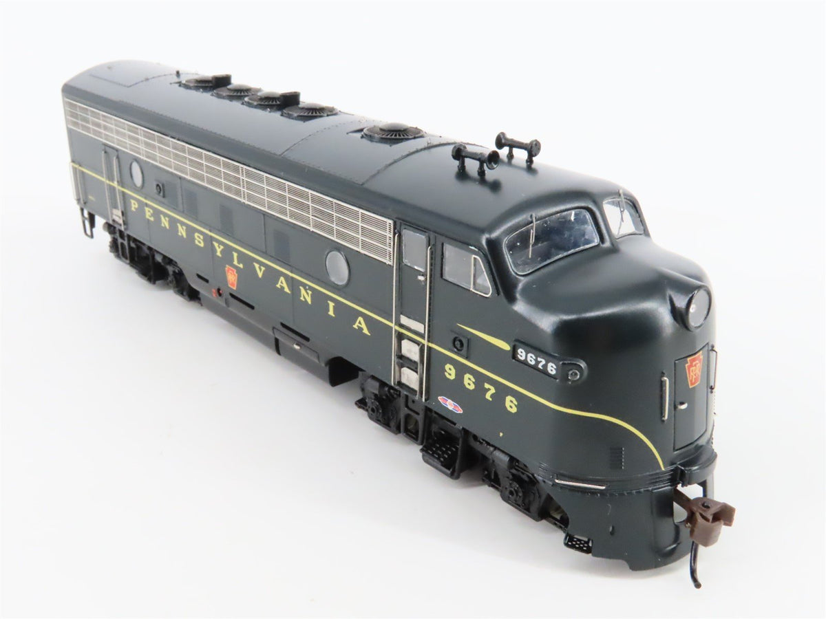 HO Scale Athearn Genesis G15010 PRR Pennsylvania F7A Diesel Locomotive #9676