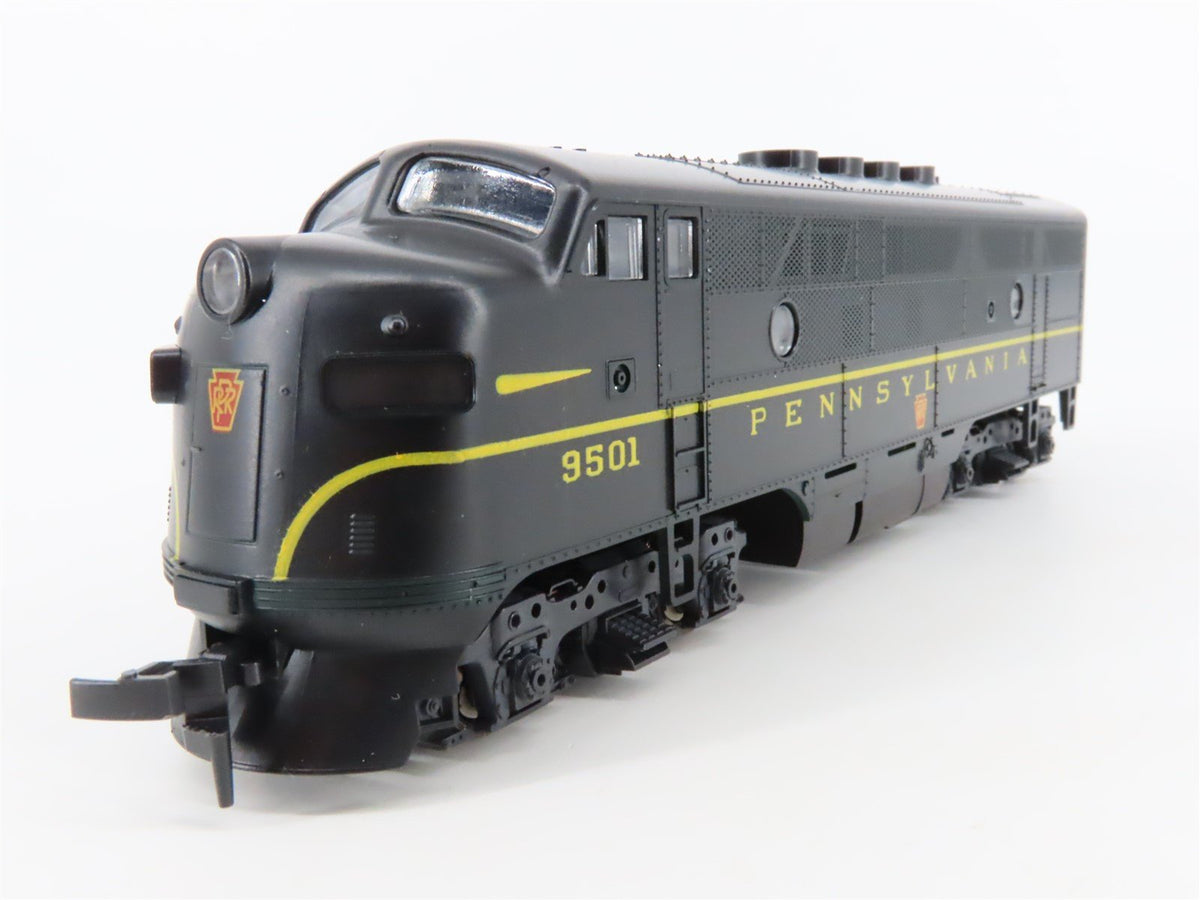 HO Scale Stewart 8110 PRR Pennsylvania F3A Diesel Locomotive #9501