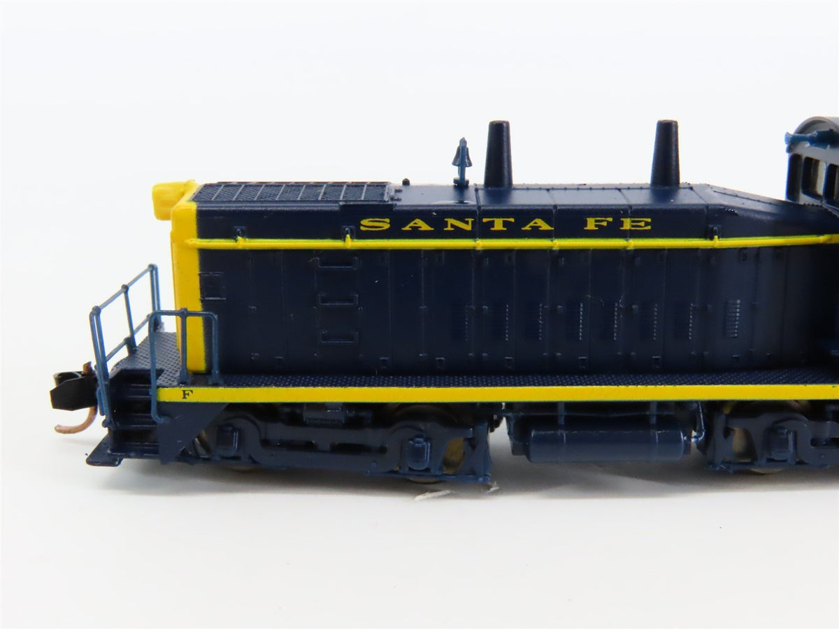 N Scale Life-Like 7500 ATSF Santa Fe SW9/1200 Diesel Locomotive #2426