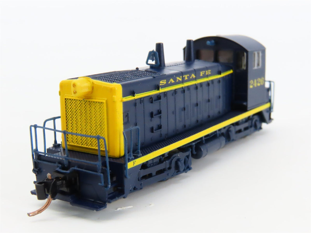 N Scale Life-Like 7500 ATSF Santa Fe SW9/1200 Diesel Locomotive #2426