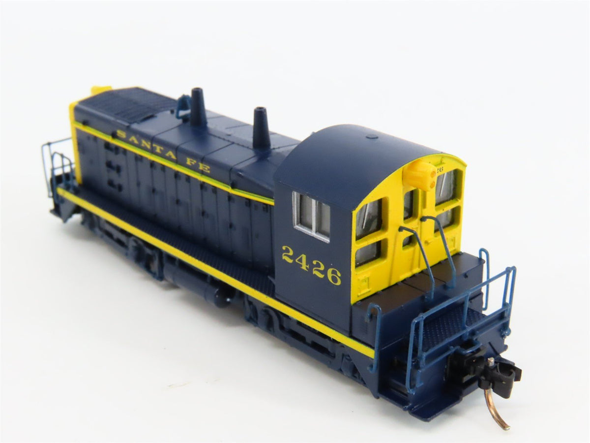 N Scale Life-Like 7500 ATSF Santa Fe SW9/1200 Diesel Locomotive #2426