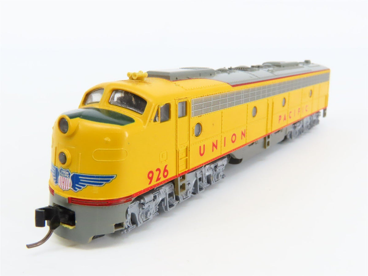 N Scale Life-Like 7173 UP Union Pacific E8A Diesel Locomotive #926