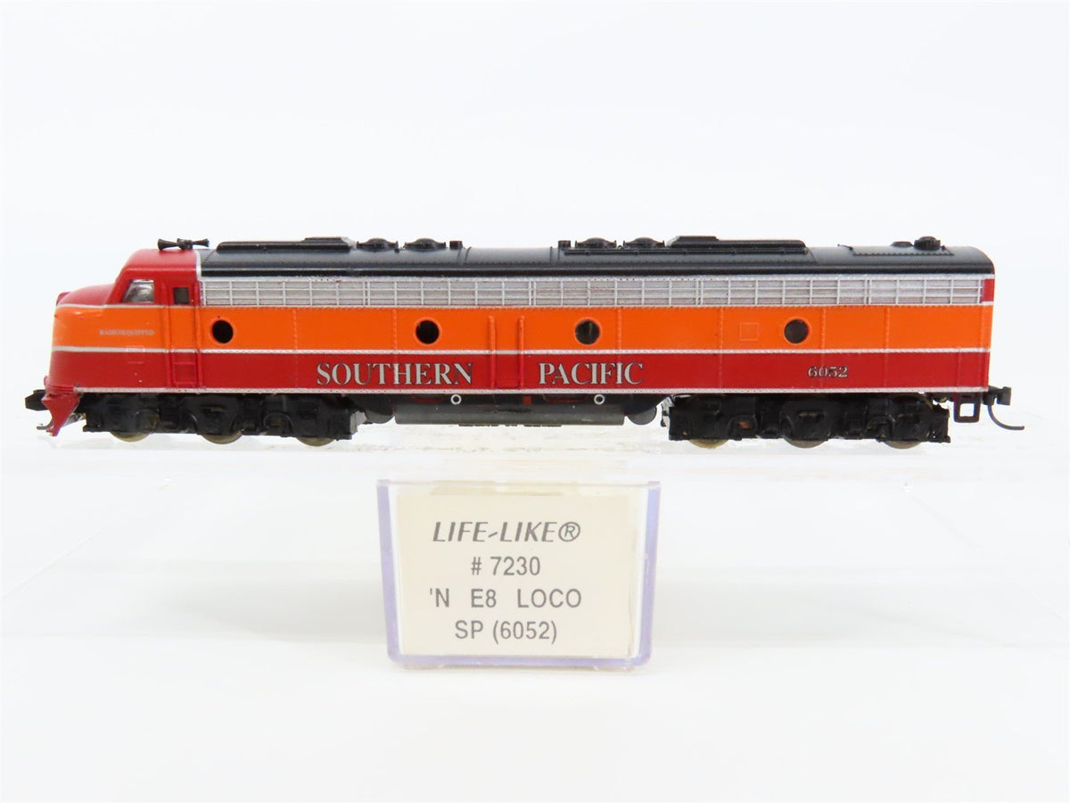 N Scale Life-Like 7230 SP Southern Pacific E8A Diesel Locomotive #6052