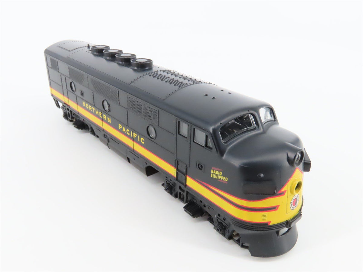 HO Scale Stewart / KATO 8090 NP Northern Pacific F3A Ph. 1 Diesel Locomotive