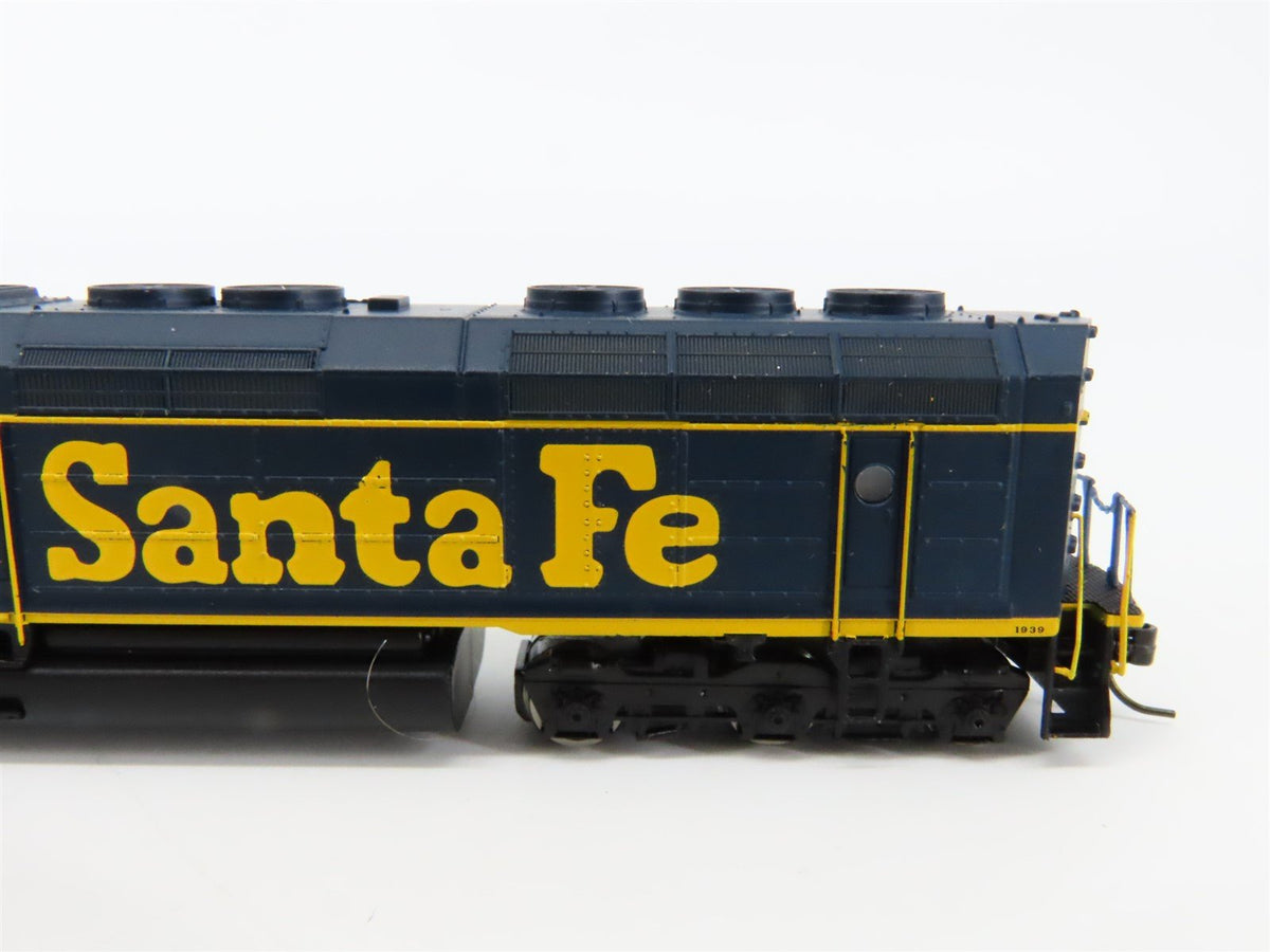 N Scale Athearn 16803 ATSF Santa Fe F45 Diesel Locomotive #1939