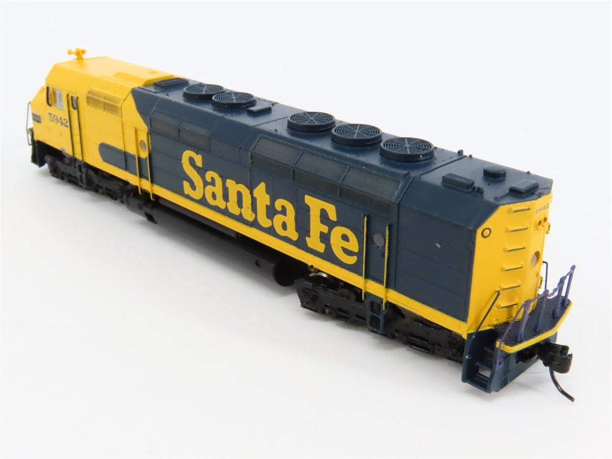 N Scale Athearn 16826 ATSF Santa Fe F45 Diesel Locomotive #5942