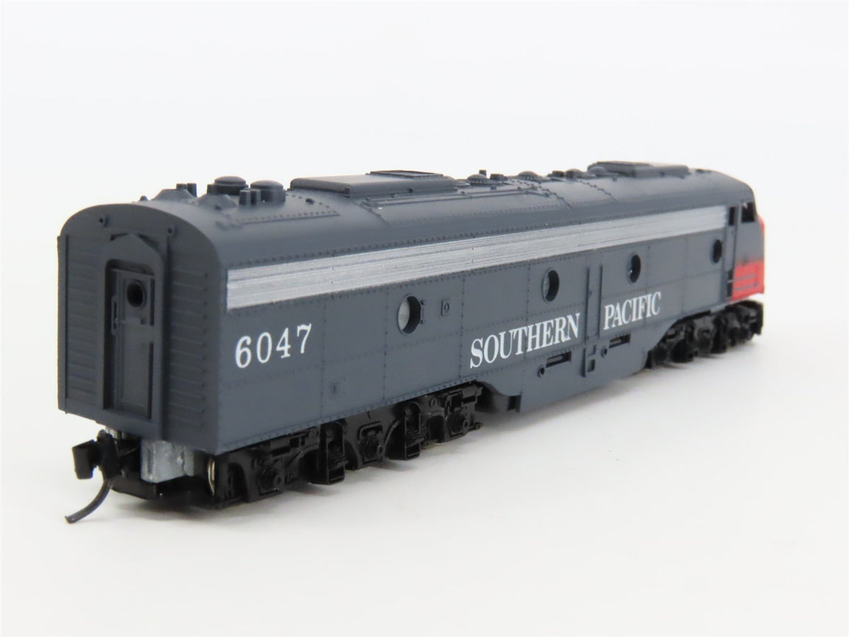 N Scale Con-Cor SP Southern Pacific E8 A/B Diesel Locomotive Set