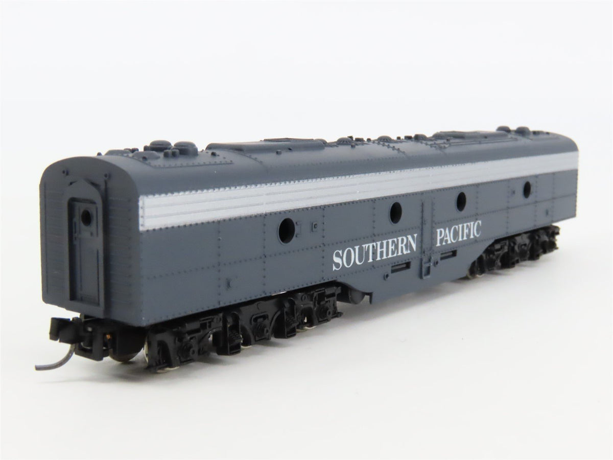 N Scale Con-Cor SP Southern Pacific E8 A/B Diesel Locomotive Set