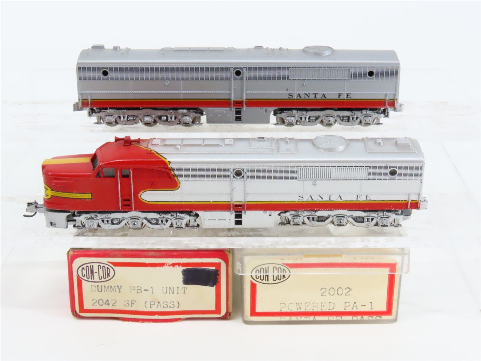 N Scale Con-Cor ATSF Santa Fe Alco PA/PB Diesel Locomotive Set