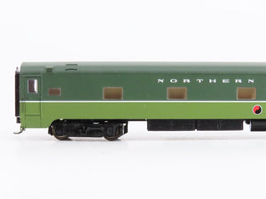 N Scale Walthers 932-55036 NP Northern Pacific Railroad Sleeper Passenger