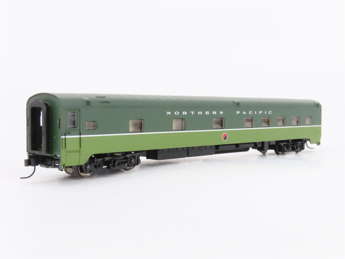 N Scale Walthers 932-55036 NP Northern Pacific Railroad Sleeper Passenger