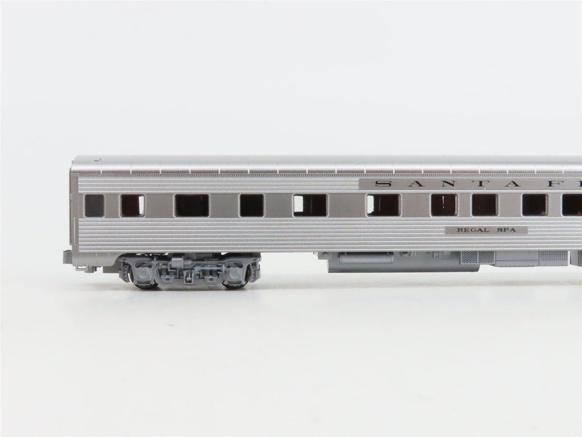 N Scale KATO 156-0905 ATSF Santa Fe Railroad Sleeper Passenger &quot;Regal Spa&quot;