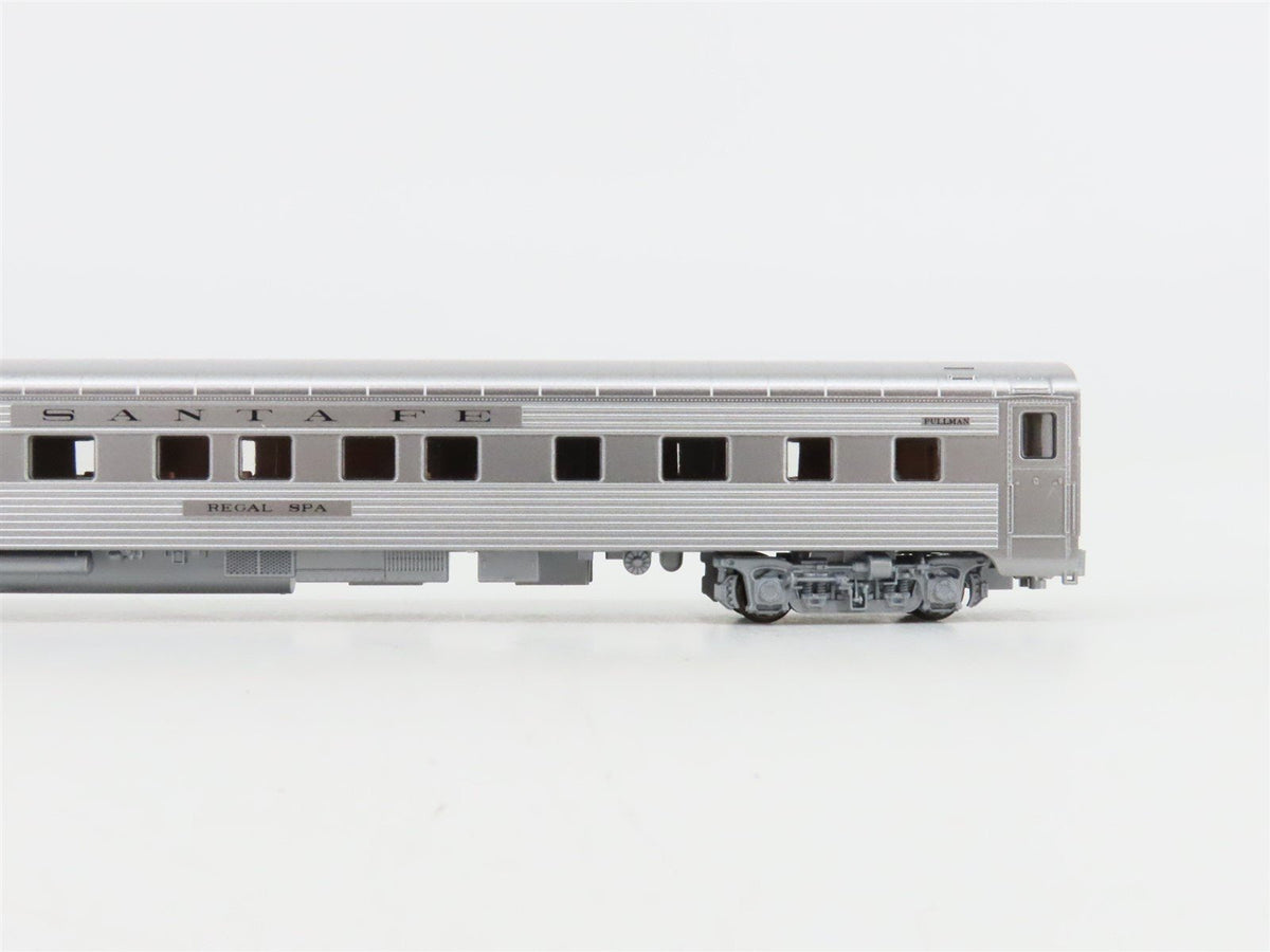 N Scale KATO 156-0905 ATSF Santa Fe Railroad Sleeper Passenger &quot;Regal Spa&quot;