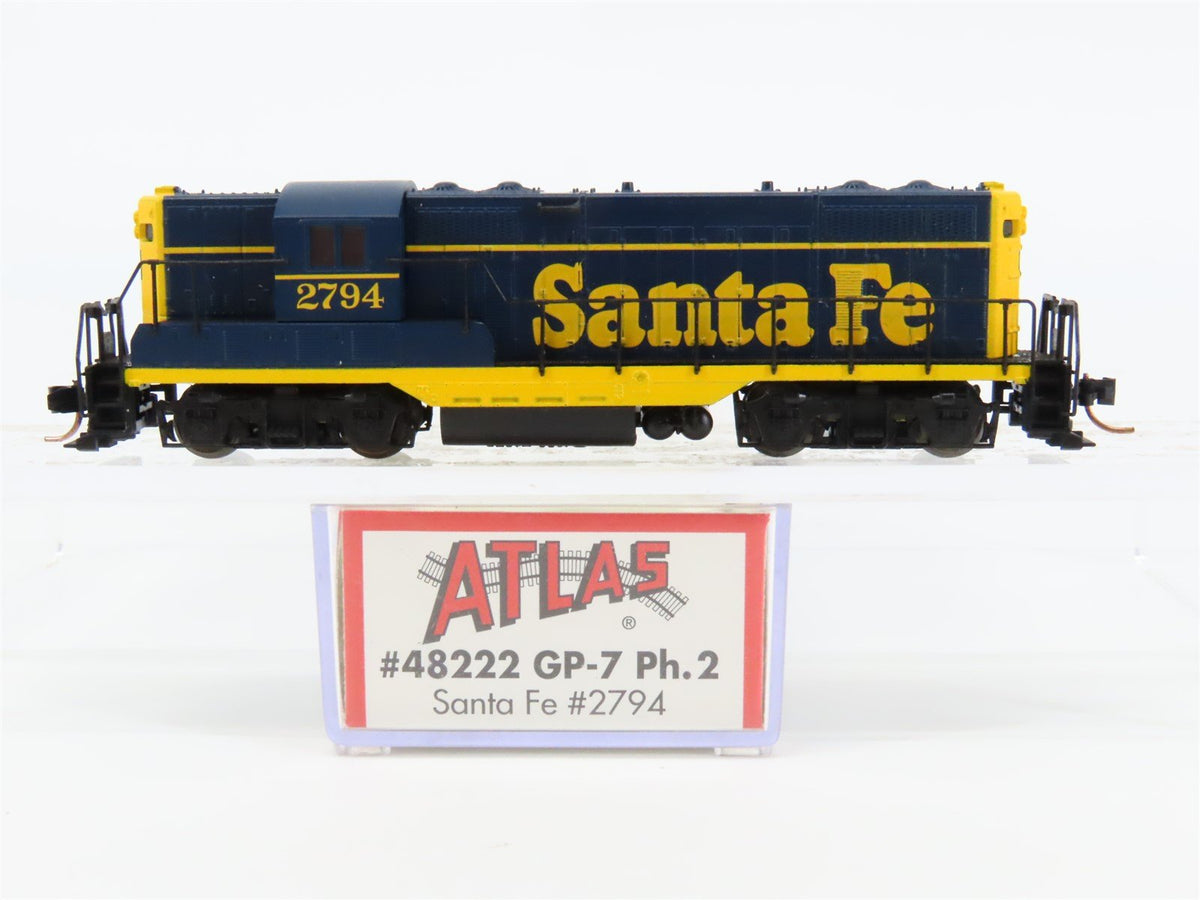 N Scale Atlas 48222 ATSF Santa Fe GP9 Diesel Locomotive #2794