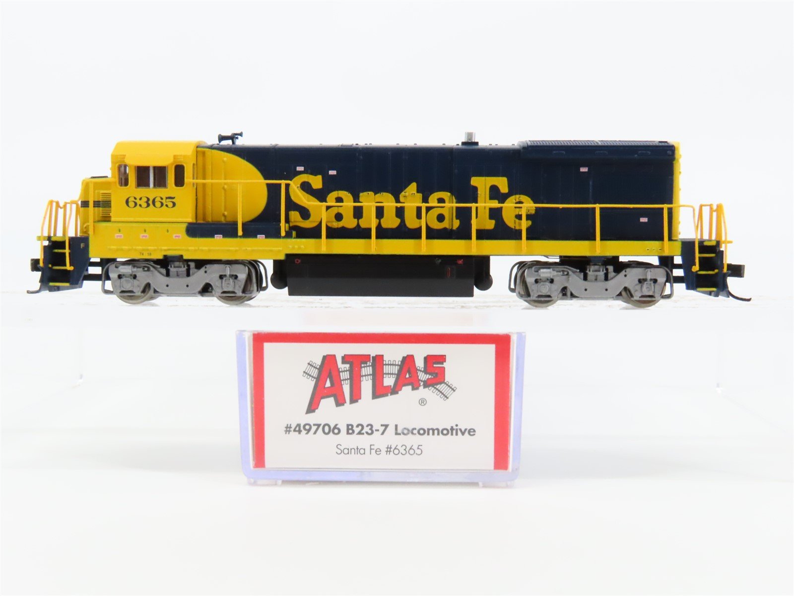 N Scale Atlas 49706 ATSF Santa Fe B23-7 Diesel Locomotive #6365