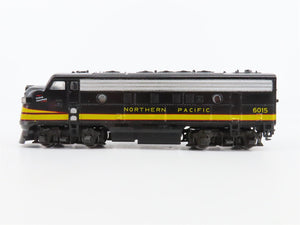 HO Scale Athearn NP Northern Pacific EMD F3A Diesel Locomotive #6015 - Custom