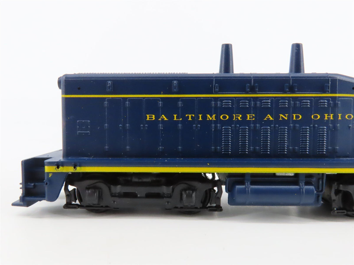 HO Athearn 4084 B&amp;O Baltimore &amp; Ohio SW7 Calf Diesel Switcher No# - Unpowered