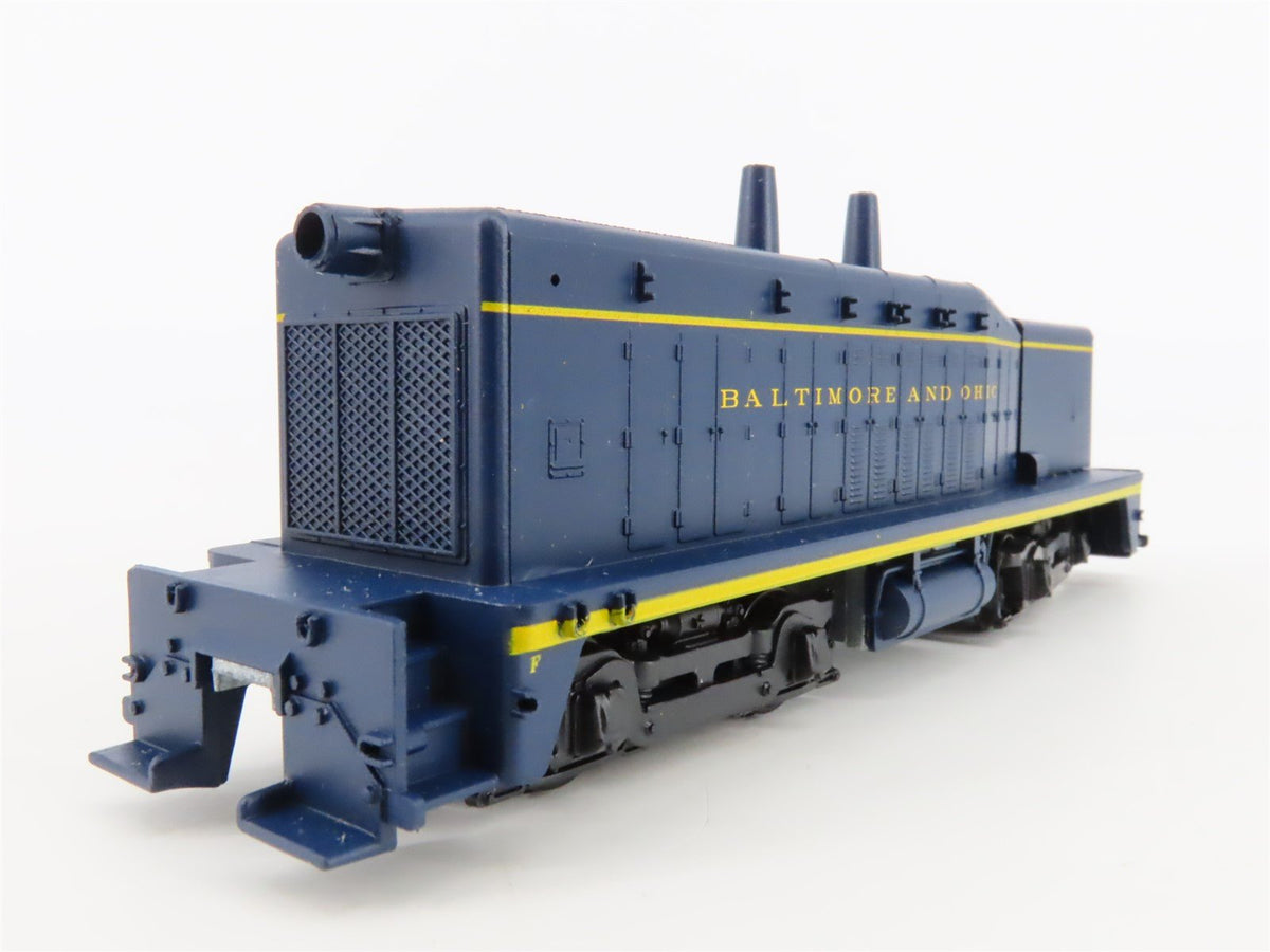 HO Athearn 4084 B&amp;O Baltimore &amp; Ohio SW7 Calf Diesel Switcher No# - Unpowered