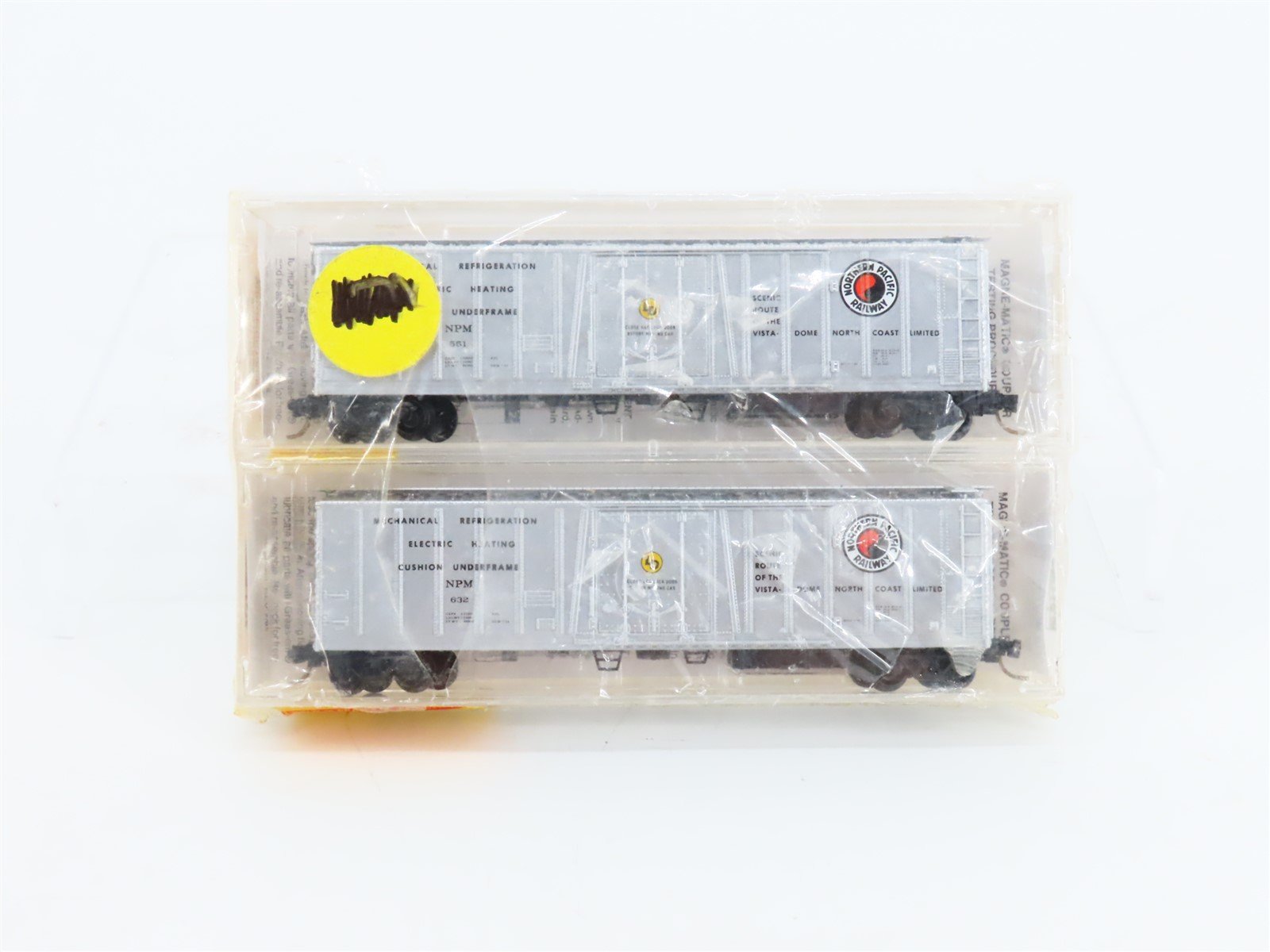 N Micro-Trains MTL 70052 NPM Northern Pacific Mechanical Reefers - Sealed 2-Pack