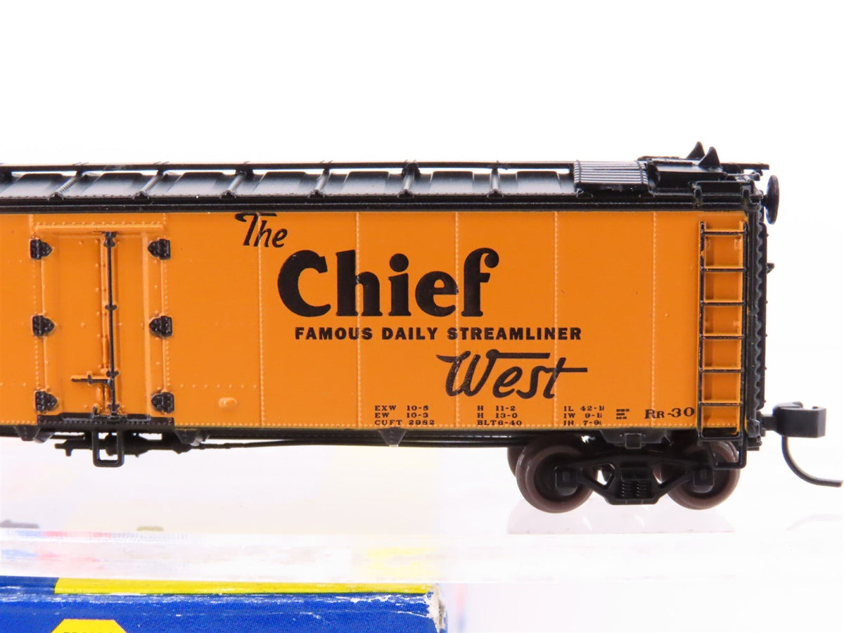 N Scale Athearn 11571 SFRD Santa Fe Railroad Chief 50&#39; Ice Bunker Reefer #37367