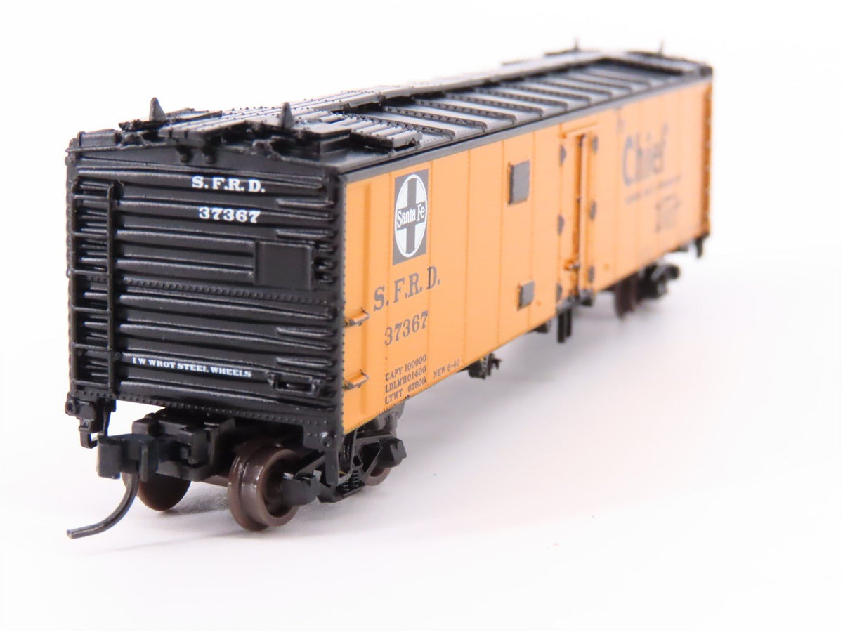 N Scale Athearn 11571 SFRD Santa Fe Railroad Chief 50&#39; Ice Bunker Reefer #37367